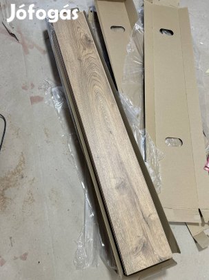 Laminált padló tölgy Liberty 8mm AC4 Promo 4608