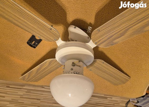 Lámpa. Csillár. Ventillátoros