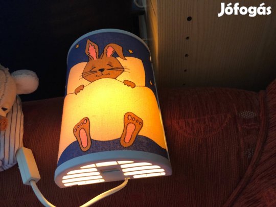 Lámpa,nyuszikás gyerekszobába való