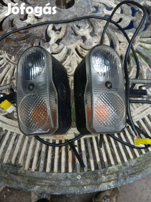 Lámpa rokkant kocsira