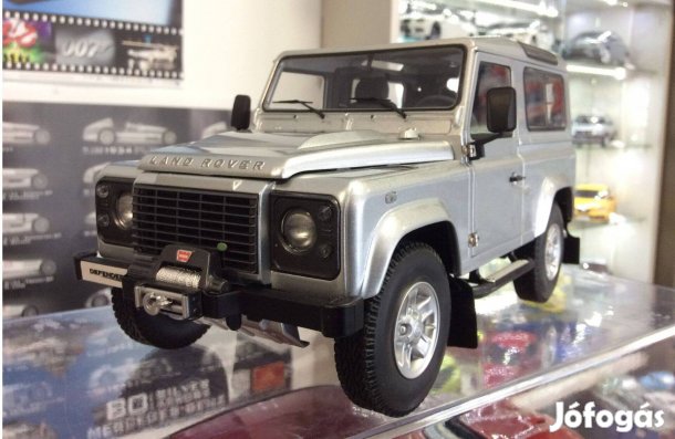 Land Rover Defender 90 2007 1:18 1/18 Kyosho 08901Is