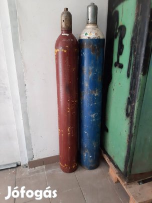 Lánghegesztéshez szükséges palackok gáz-oxigén