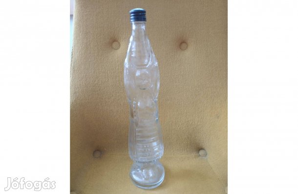 Lány alakú díszüveg, díszes üveg