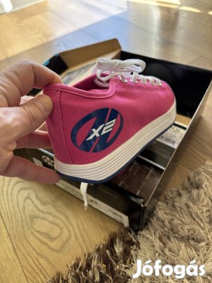 Lány gurulós cipő 