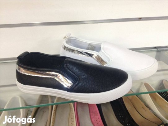 Lapos cipzáras női cipő bebújós slip-on cipő 36/37/40/41