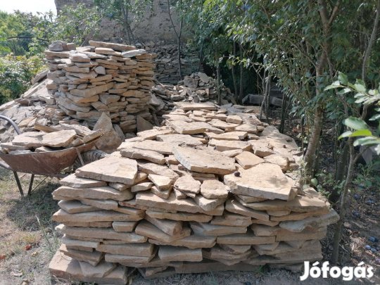 Laposkő eladó