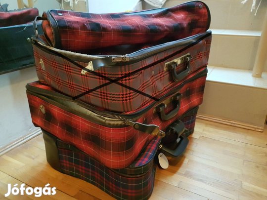 Laposra összecsukható piros vászon bőrönd táska 54x37,5x14,5 retró