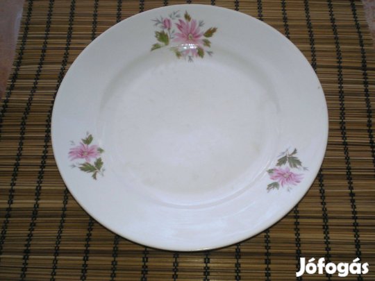 Lapostányér porcelánból régebbi darab valamilyen jelzéssel