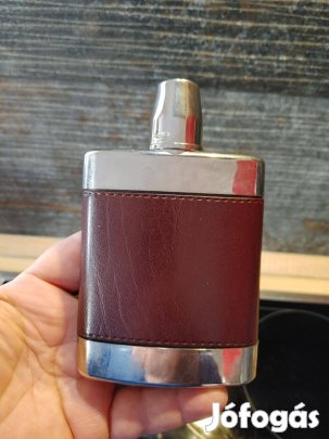 Laposüveg bőrtokban italozóknak