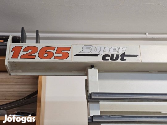 Lapszabászgép, elszívó, fűrészlapok