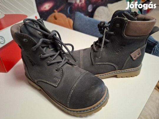 Lasocki bélelt bakancs hótaposó 29-es