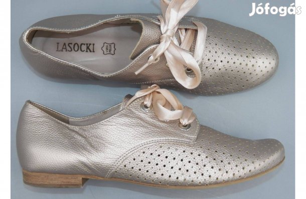 Lasocki lyukacsos fazonú bőr cipellő, 39 -es