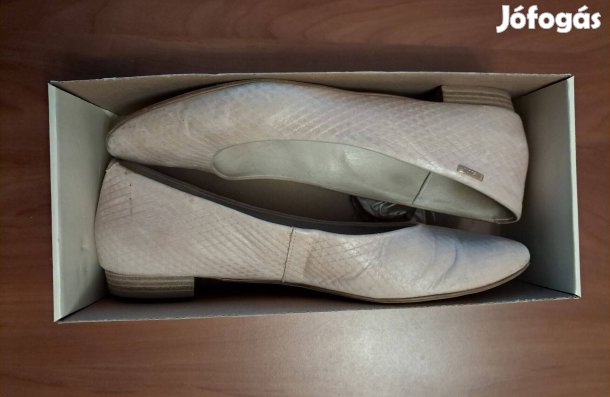 Lasocki márkájú használt női 42-es félcipő eladó