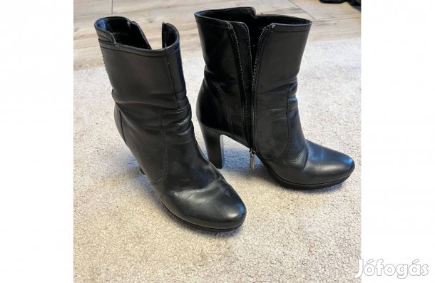 Lasocki valódi bőr női bokacsizma 37-es, megkímélt állapotban eladó!