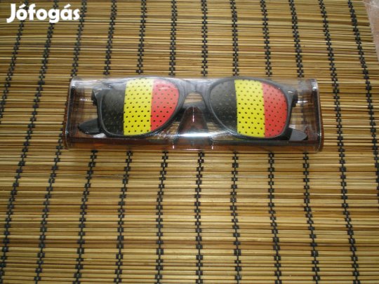 Látásjavító szemüveg szemtréner új állapotban Belga színekben