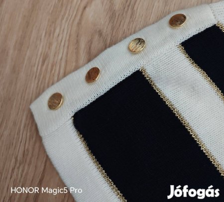 Laura Teston női tunika pulcsi arany gombokkal