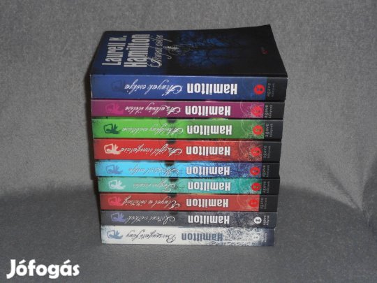 Laurell K. Hamilton - Teljes Merry Gentry sorozat 1-9