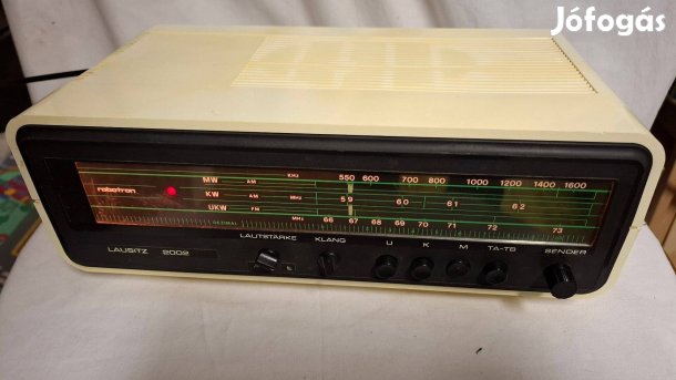 Lausitz 2002 típusú asztali rádió