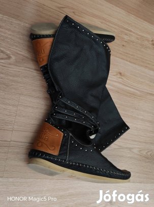 Lavorazione artignia női bőr csizma 39