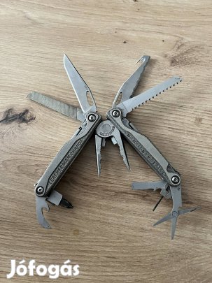 Leatherman. Charge multiszerszám