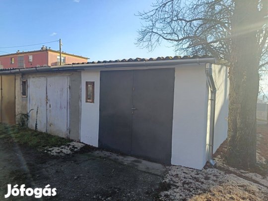 Ledinai városrészen önálló garázs eladó