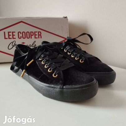 Lee Cooper női tornacipő 37-es