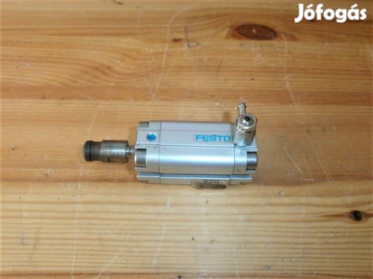 Léghenger pneumatikus munkahenger Festo ( 4425)