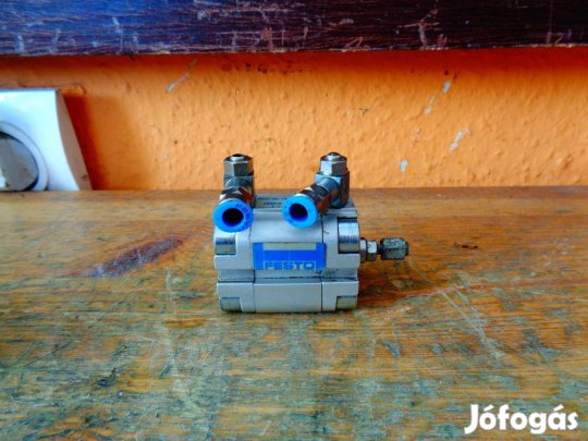 Léghenger pneumatikus munkahenger Festo ( 6237 )