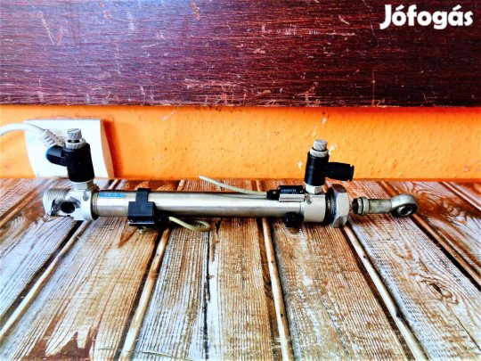 Léghenger pneumatikus munkahenger Festo ( 6375 )