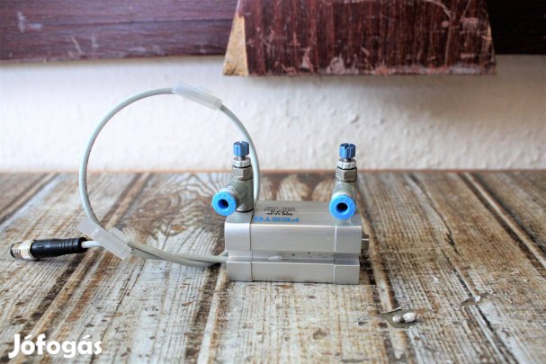 Léghenger pneumatikus munkahenger Festo ( 6713 )