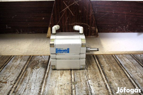 Léghenger pneumatikus munkahenger Festo ( 6742 )