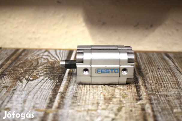 Léghenger pneumatikus munkahenger Festo ( 6785 )