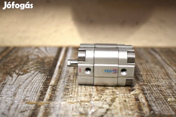 Léghenger pneumatikus munkahenger Festo ( 6786 )