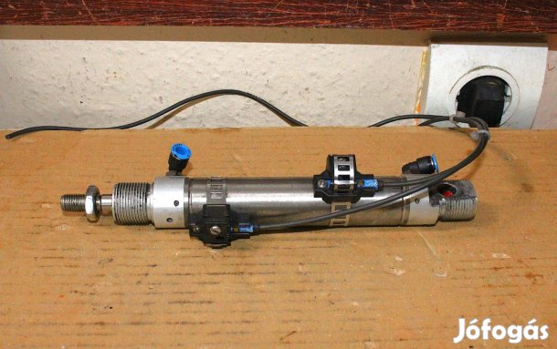 Léghenger pneumatikus munkahenger Festo ( 7220 )