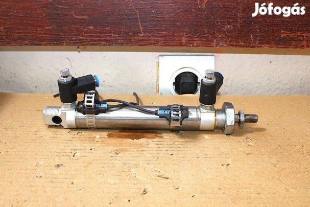 Léghenger pneumatikus munkahenger Festo ( 7336 )