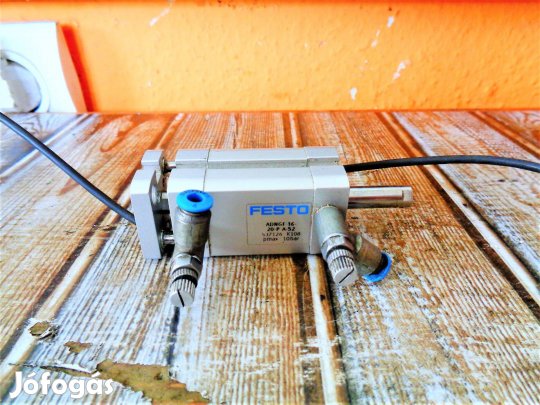 Léghenger pneumatikus munkahenger vezetett Festo ( 6409 )