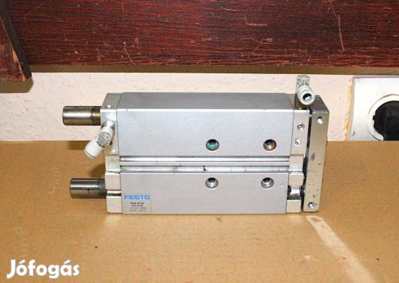 Léghenger pneumatikus munkahenger vezetett Festo ( 7149 )