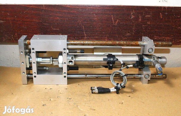 Léghenger pneumatikus munkahenger vezetett Festo ( 7318 )