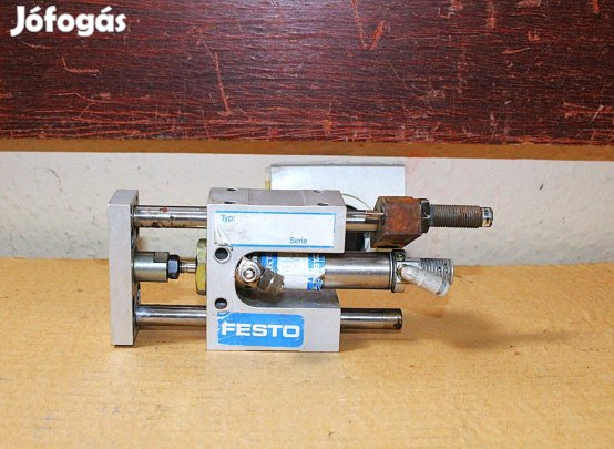 Léghenger pneumatikus munkahenger vezetett Festo ( 7357 )