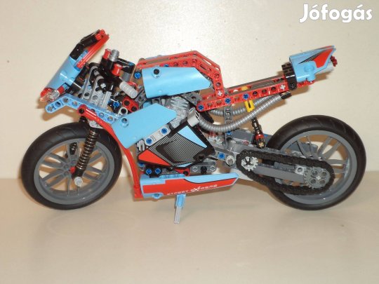 Lego 42036 Utcai motorkerékpár, Technic