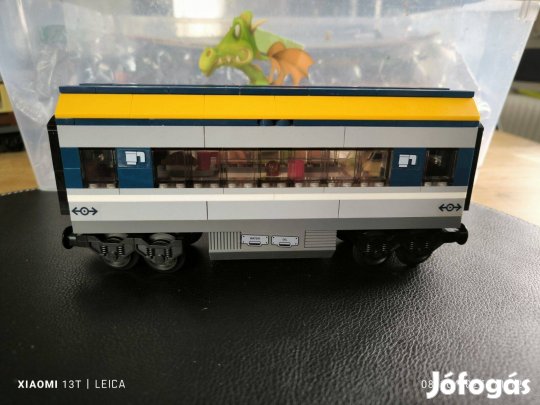 Lego 60197 vonat vasut vagon Lego szemelyvonat vagon