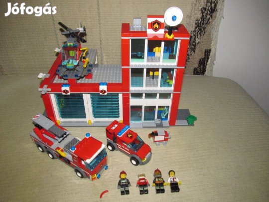 Lego City szett: 60004 - Tűzoltó állomás (2013)