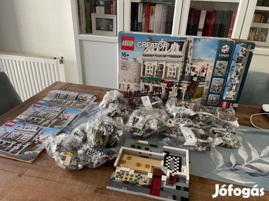 Lego Creator 10243