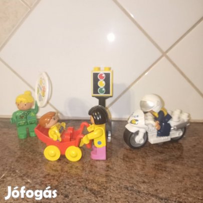 Lego Duplo motoros rendőr, festő, babakocsit 