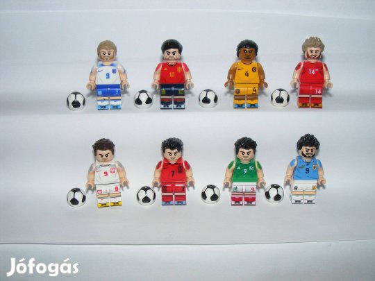 Lego Focista figurák Futball foci Raul Pedri Suarez Eriksen Virgil Son