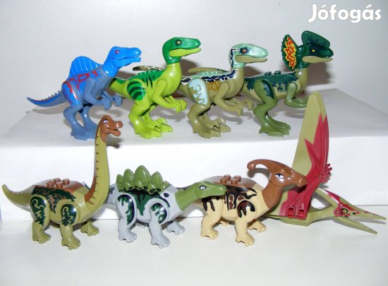 Lego Jurassic World dinoszaurusz dínó figurák Raptor Stegosaurus Spino