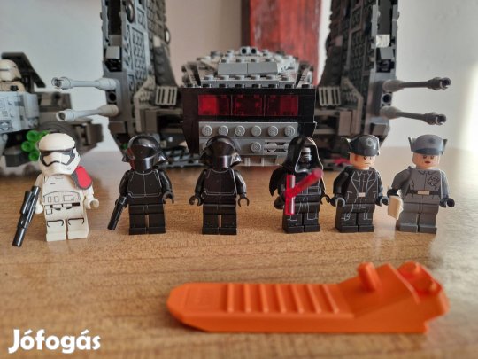 Lego Star Wars 75104 Kylo Ren's shuttle