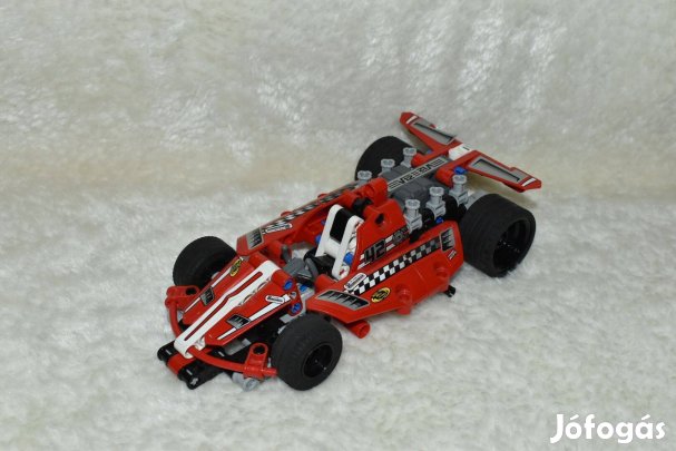 Lego Technic 42011 (Piros versenyautó)