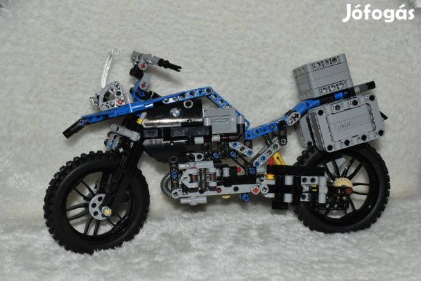 Lego Technic 42063 (BMW R 1200 GS Adventure motor)