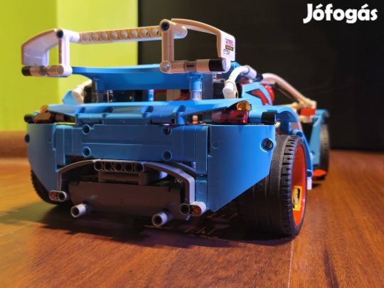 Lego Technic 42077 - rally autó 